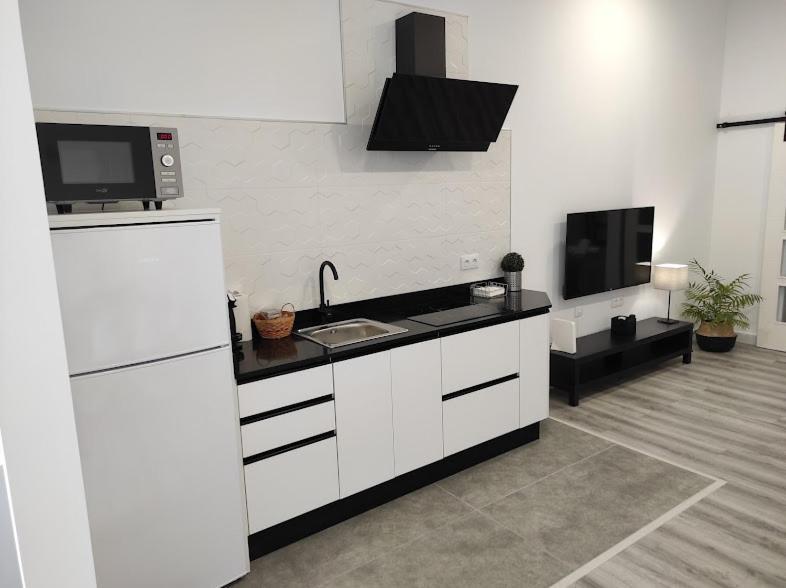 Apartamento Turistico Lyra Baena Zewnętrze zdjęcie