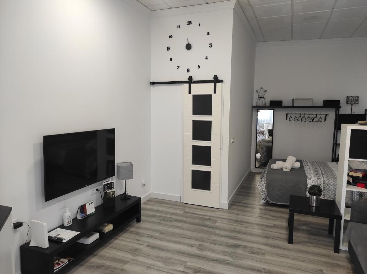 Apartamento Turistico Lyra Baena Zewnętrze zdjęcie